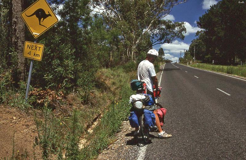 WT 0400 057-02 Australia.jpg